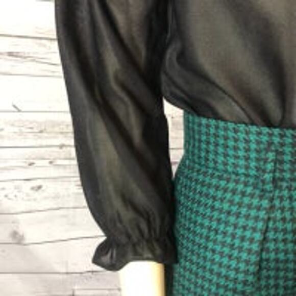 American Vintage Pretty Tops black lace & frilled blouse high neck size medium - Picture 10 of 12